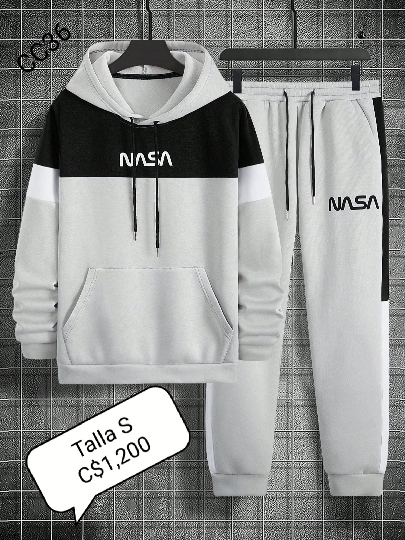 Conjunto Jogger de la NASA color gris con negro