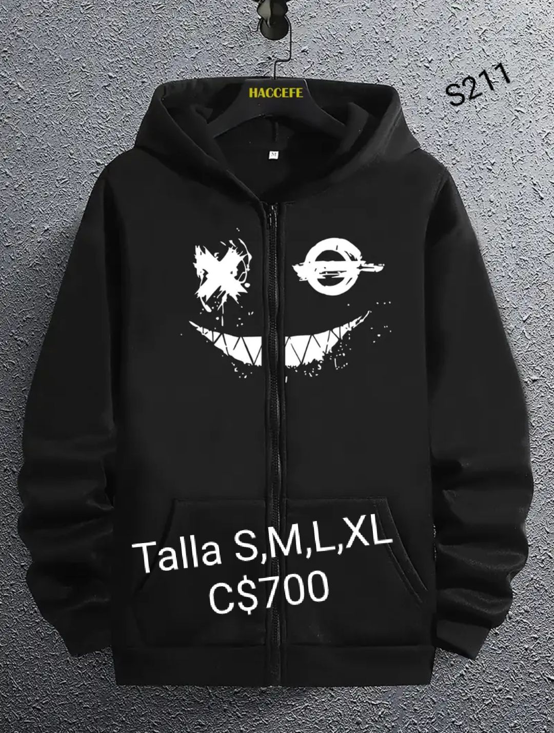 Chaqueta negra con carita X